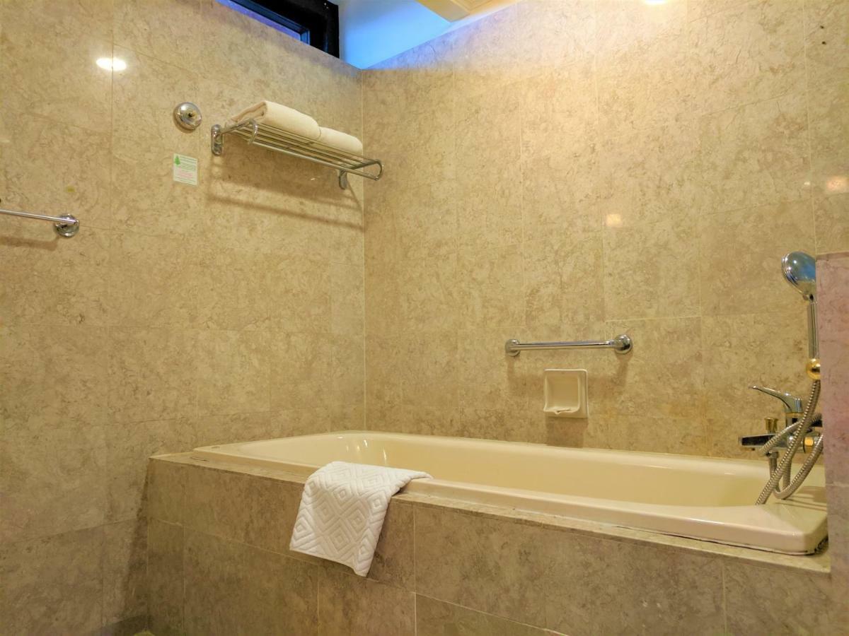 The Suites At Times Square Kl Kuala Lumpur Esterno foto